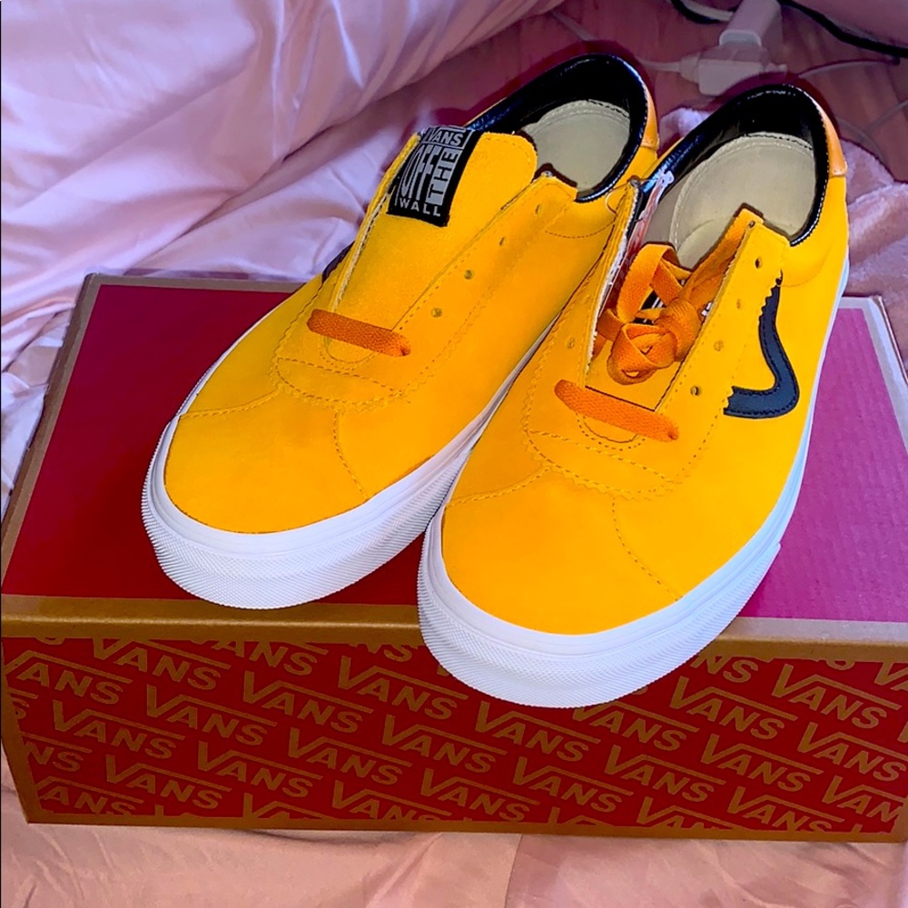Never wore Vans